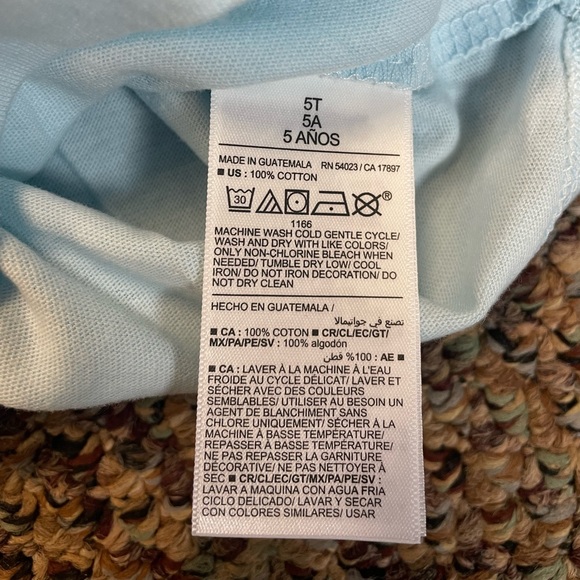 Old Navy Girls Long Sleeve Winter Graphic Tee, Size 5T - Picture 4 of 5